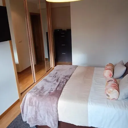 Daire Piso Centrico Al Lado De Oviedo