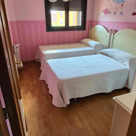 Piso Centrico Al Lado De Oviedo Лугонес